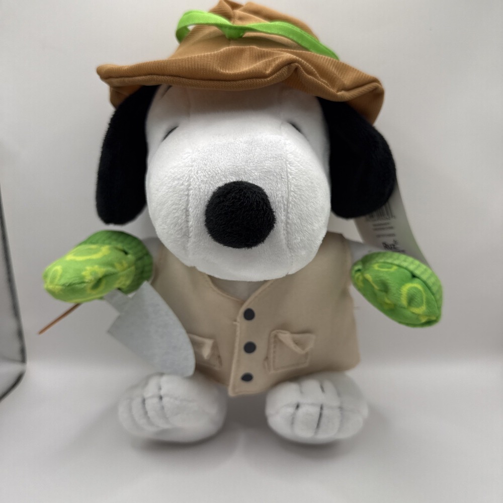 Peanuts Snoopy Gardener Spring 11in‎ Plush CVS Exclusive 2026